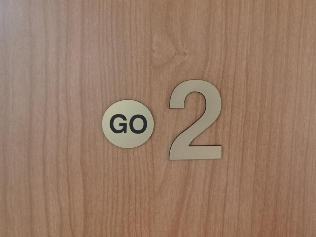 Go 2 Apartment Belgrado Buitenkant foto