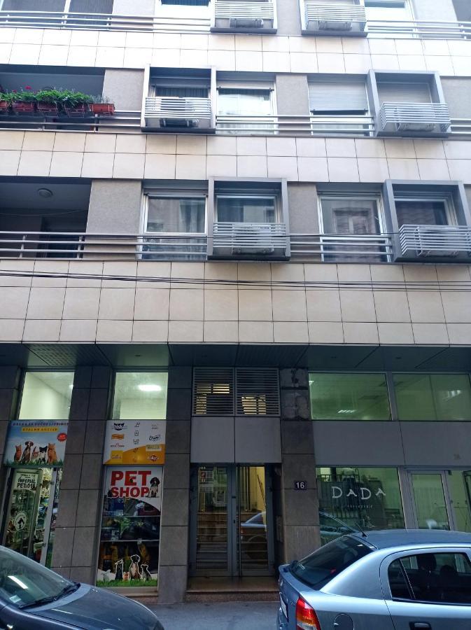 Go 2 Apartment Belgrado Buitenkant foto